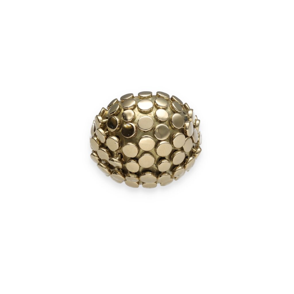 Bague dôme clous