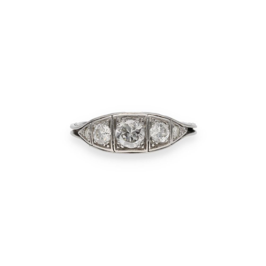 Bague Art Déco diamants
