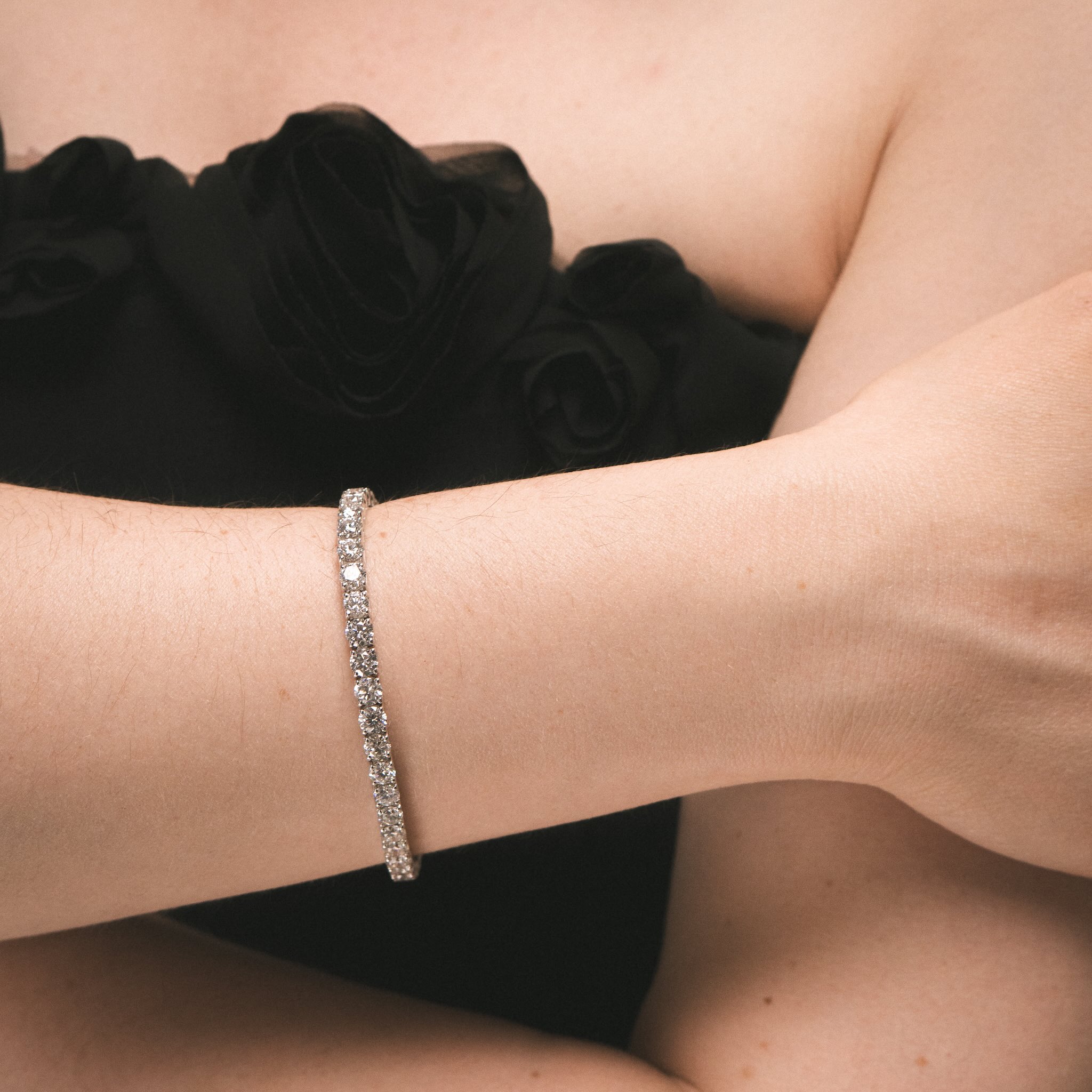 Bracelet rivière de diamants en or blanc – Image 6