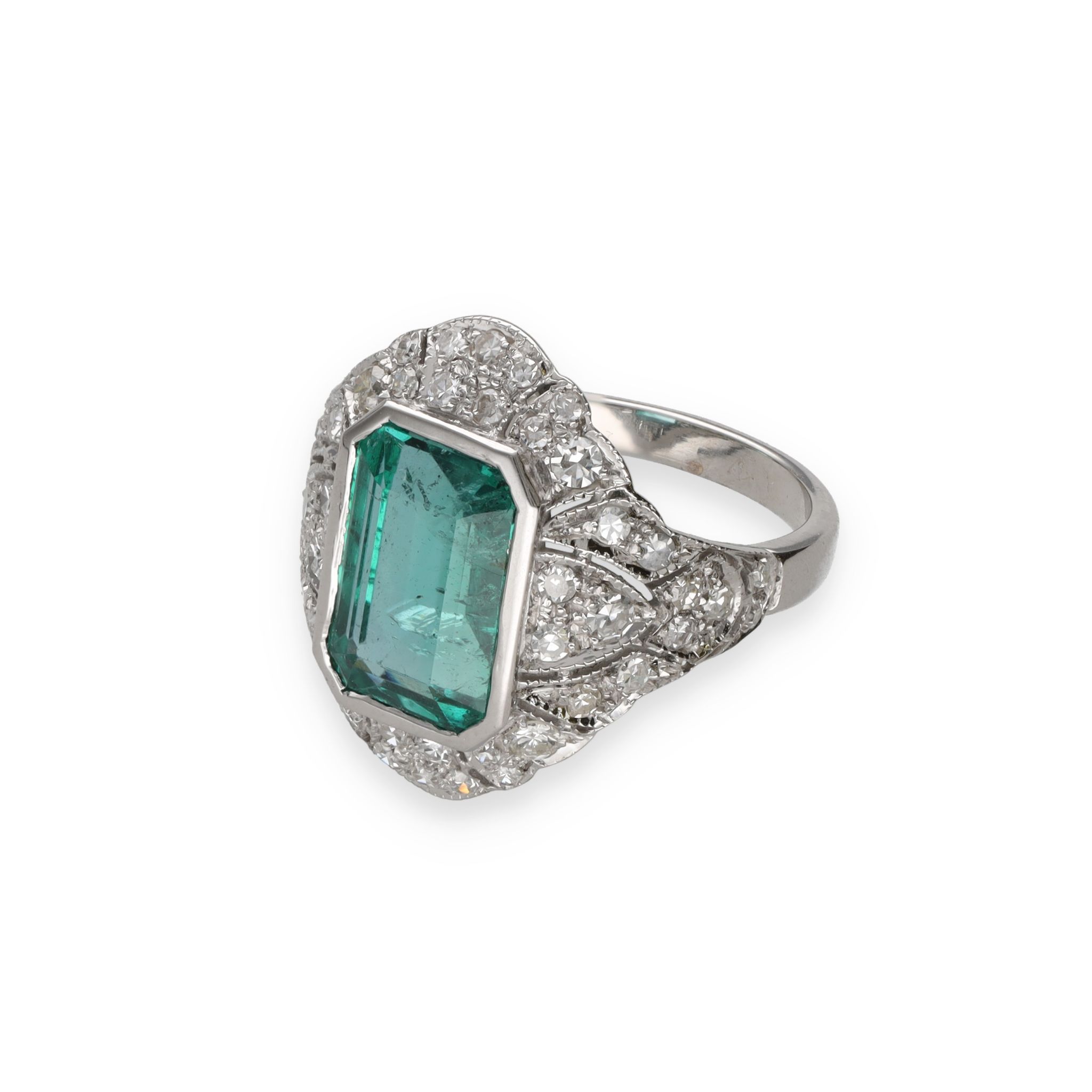 Bague émeraude et diamants – Image 3